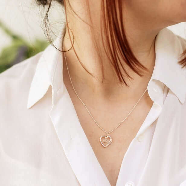 Crystal heart necklace with sparkling design